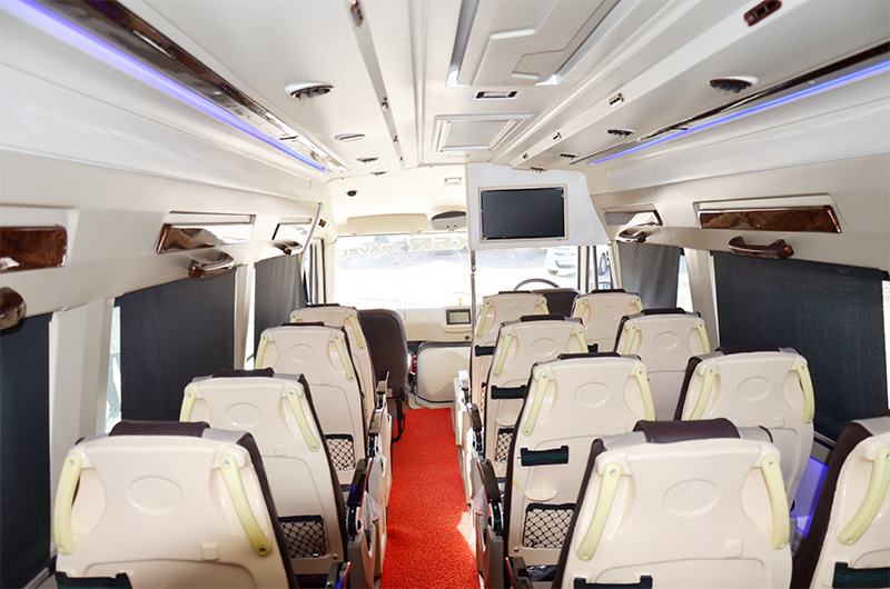 19 Seats Coach (Interior View)